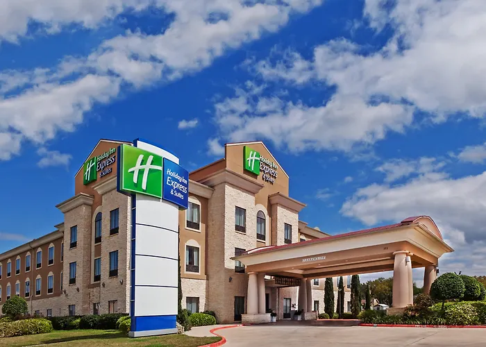 Holiday Inn Express & Suites Victoria, An Ihg Hotel