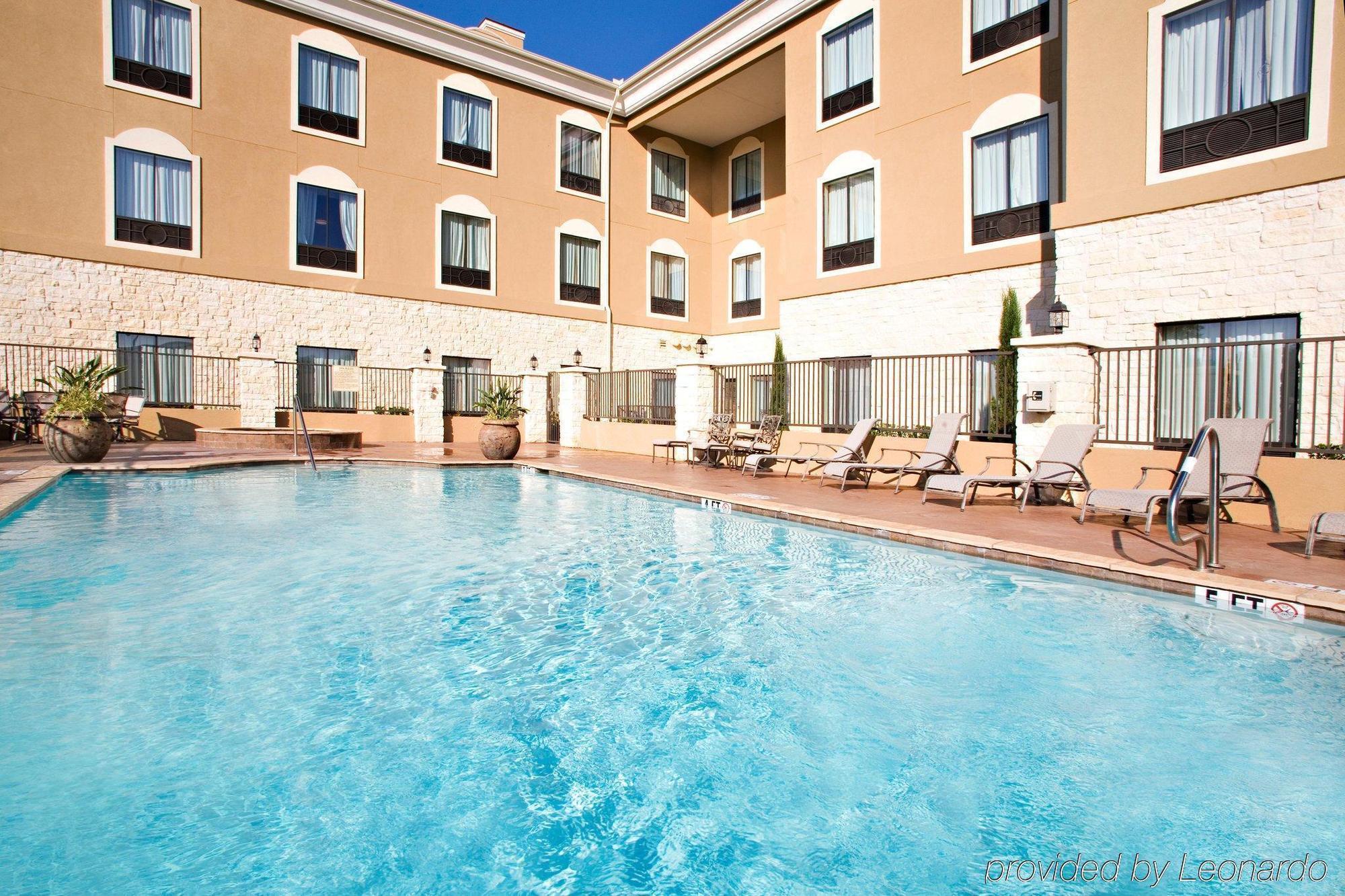 Express & Victoria, An Ihg Hotel